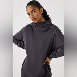 LYRA MODEST Hijab Hoodie Pullover Sweatshirt Relaxed Fit Modest Activewear